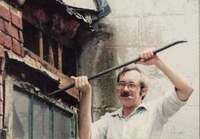 Clubhouse 2-02-Frank Richards working on back wall, 1987-04